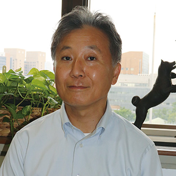 Shuichiro Yoshida