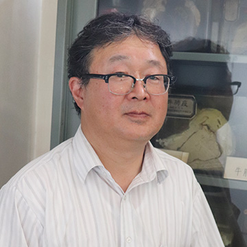 Kazuyuki Uchida