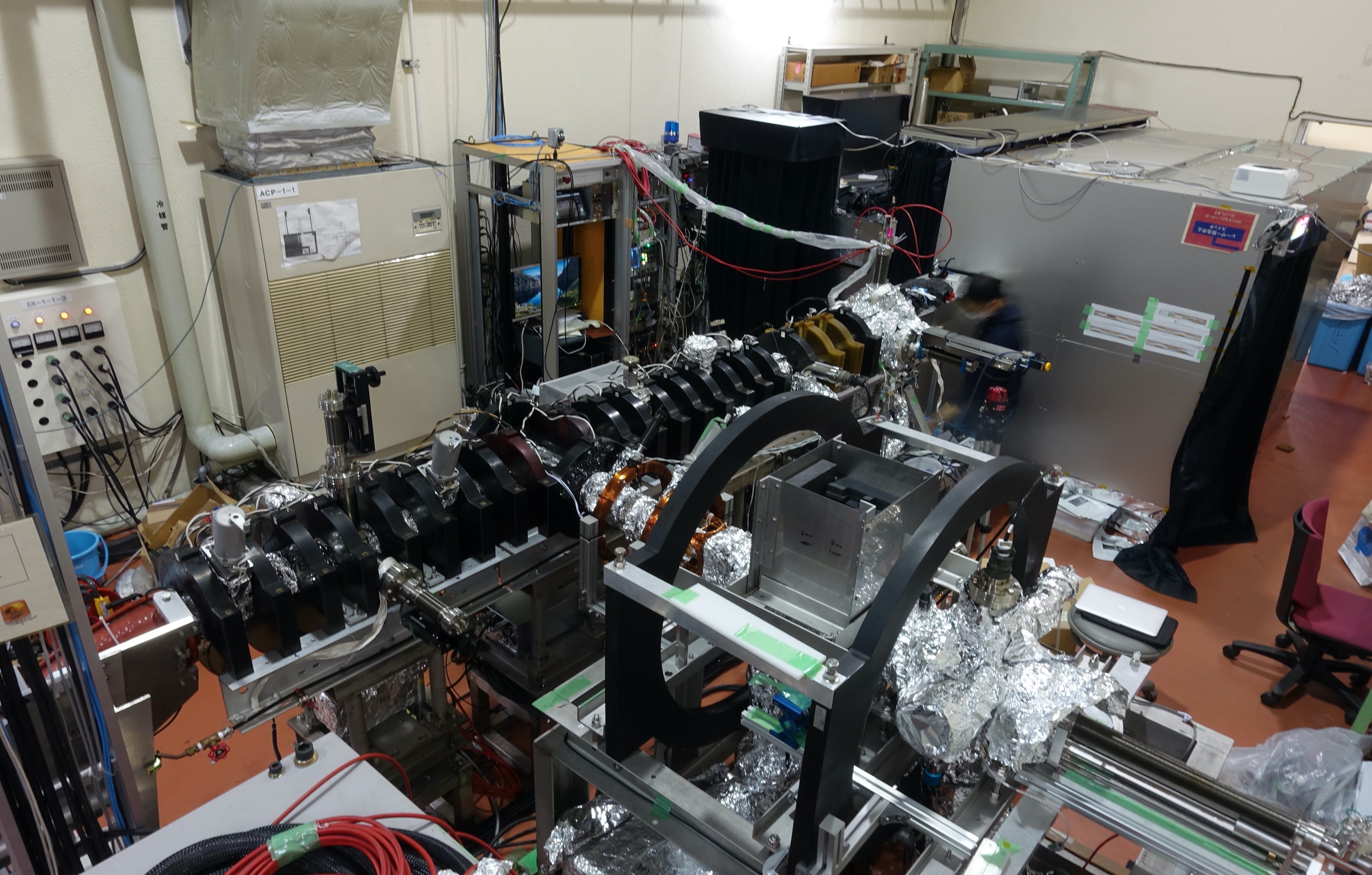 A lab machine made from loops of metal.